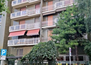 Box Via Bartolomeo D'Alviano, Milano (zona Bande Nere) - foto 1