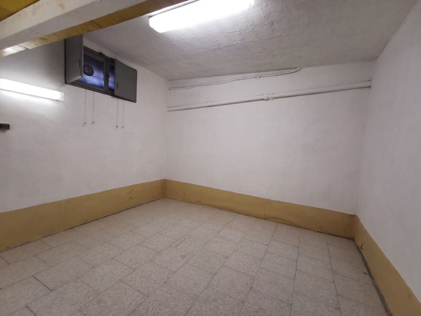 Warehouse Ge Sestri Via Merano 49, Genova (neighborhood Sestri Ponente) - photo 1