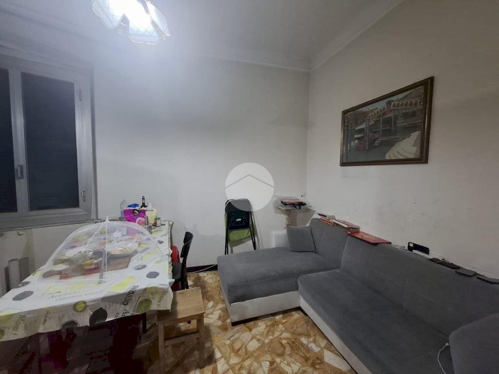 Apartment Piazza Errico Petrella, Genova (neighborhood Certosa) - photo 1