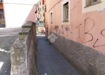 Quadrilocale Via Ponterotto, Genova (zona Marassi) - foto 23