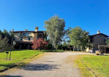 Foto 2 - Stabile - Palazzo Località Venco', Dolegna del Collio - foto 2