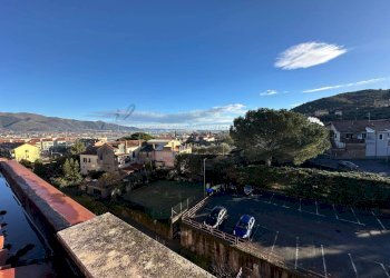 Foto 1 - Quadrilocale Via Manfro e Merlini, Albenga - foto 1