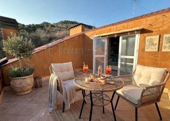 Foto 1 - Four-room apartment Via Manfro e Merlini, Albenga - photo 1