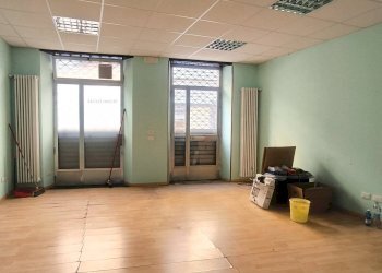 Foto 3 - Commercial Premises Via Marconi
 
22, Biella - photo 3
