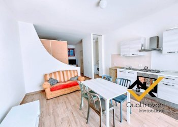 Foto 2 - Bilocale Via Vampolieri
 
31, Aci Catena - foto 2