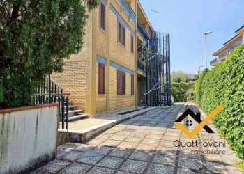 Foto 18 - Bilocale Via Vampolieri
 
31, Aci Catena - foto 18