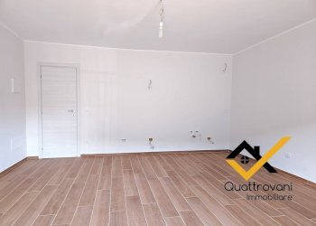 Foto 6 - Quadrilocale Via Martiri Ungheresi
 
13, Viagrande - foto 6