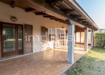 porticato d\'ingresso - Rustic via casoni, Mogliano Veneto - photo 2