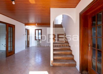 scala accesso zona notte - Rustic via casoni, Mogliano Veneto - photo 15