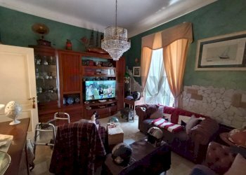 Sala da pranzo - Trilocale Via Duca Di Genova
 
72, Taranto - foto 4