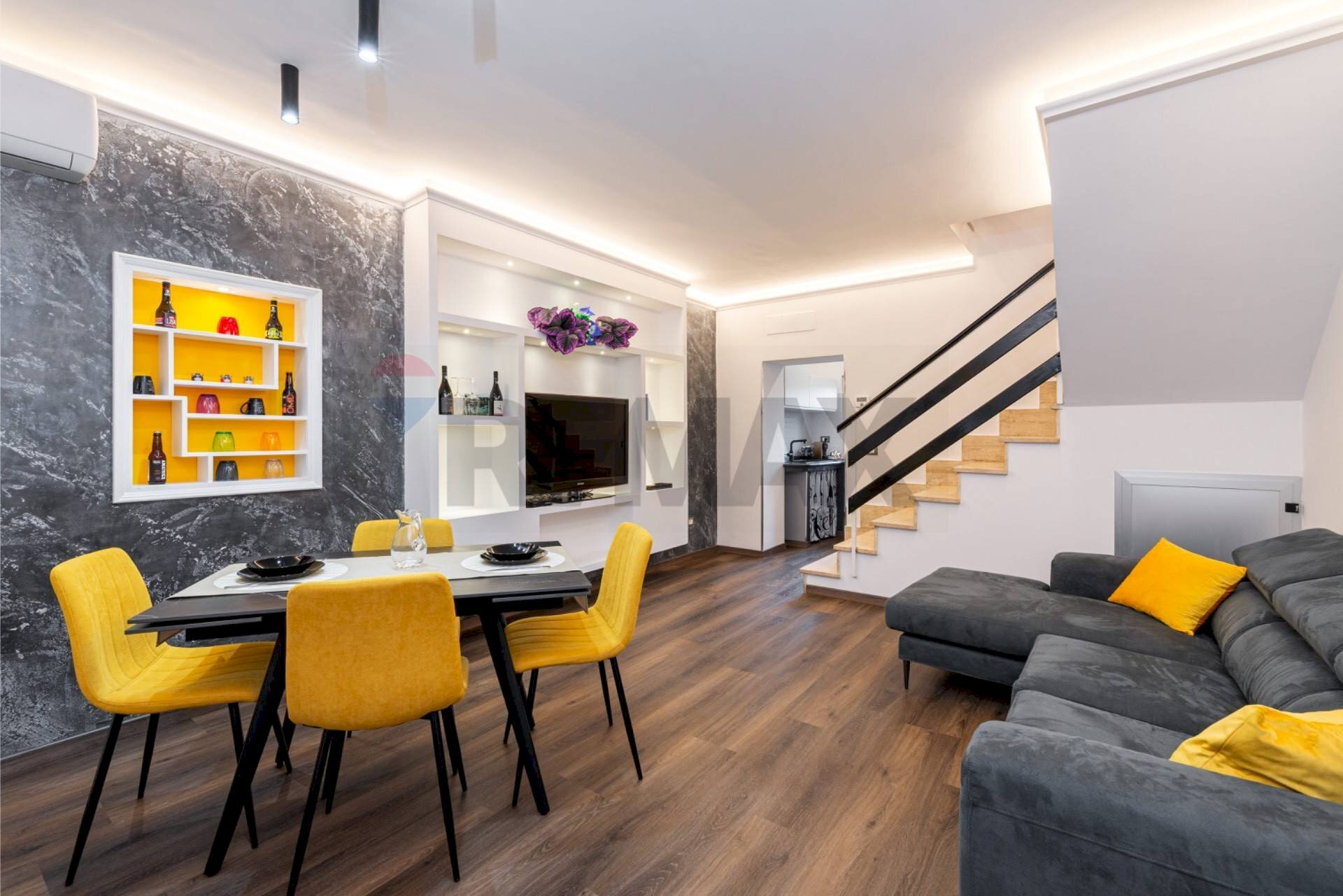 Sala da pranzo - Three-room apartment Via Casali di Frasso
 
20, Frasso Sabino - photo 1