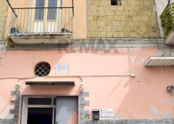 Edificio all\'aperto - Locale Commerciale Via Luigi Volpicella
 
59, Napoli - foto 3