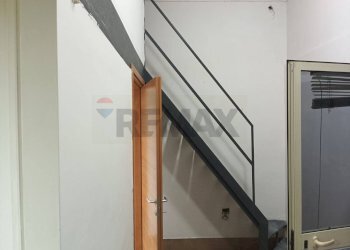 Dettagli - Locale Commerciale Via Luigi Volpicella
 
59, Napoli - foto 12