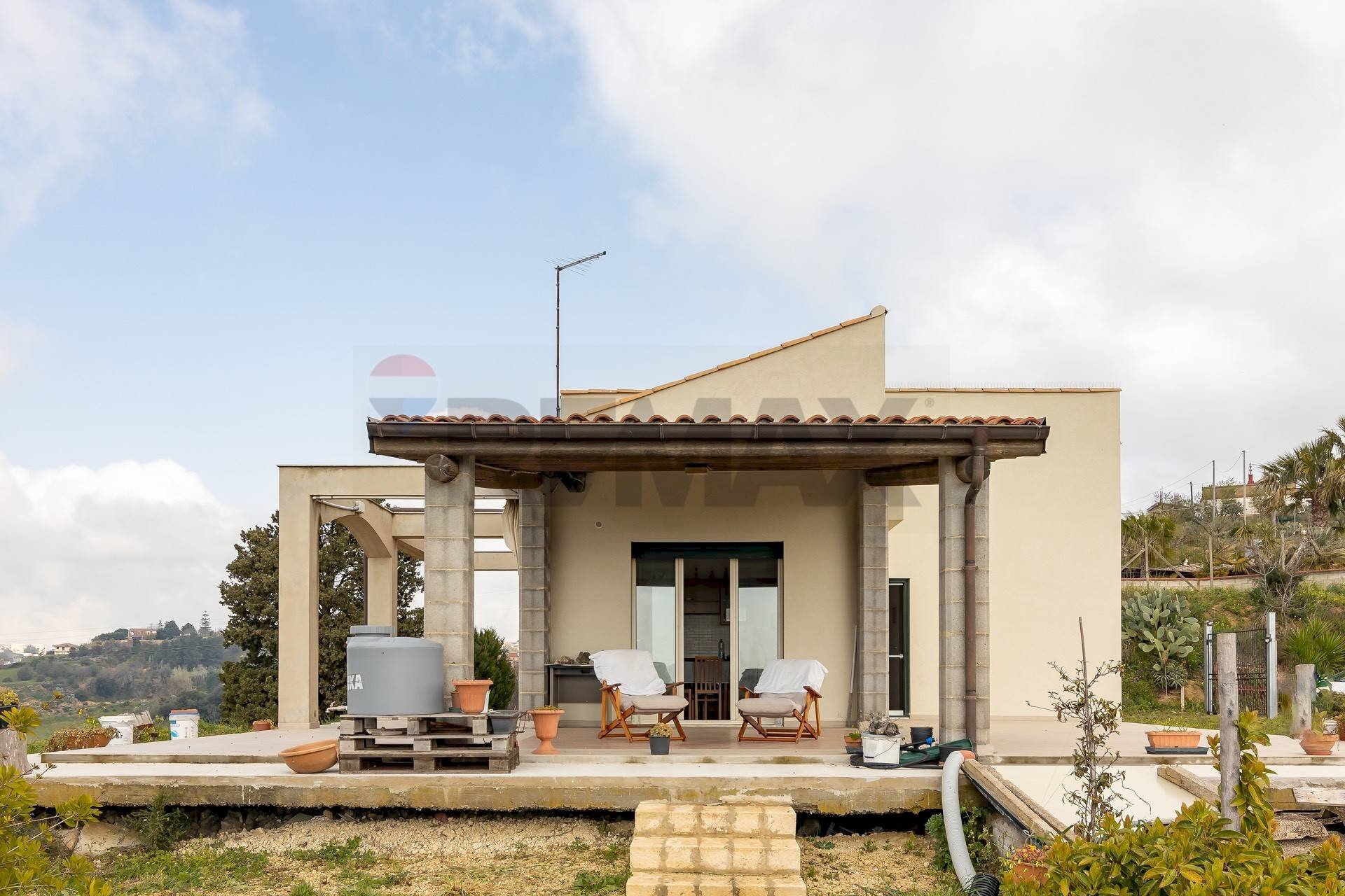 Casa all\'aperto - Villa Via Rosario Pitrelli
86, Caltagirone - foto 2