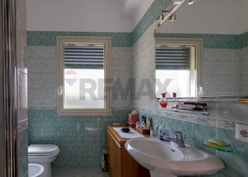 Bagno - Villa Via Rosario Pitrelli
 
86, Caltagirone - foto 44