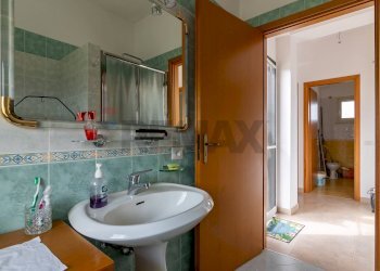 Bagno - Villa Via Rosario Pitrelli
 
86, Caltagirone - foto 46