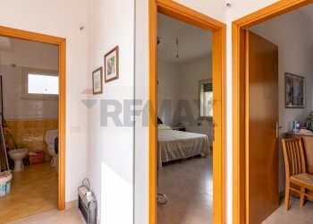 Hall / corridoio - Villa Via Rosario Pitrelli
 
86, Caltagirone - foto 49