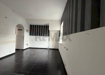 Stanza vuota - Shop Piazza Stella Aragona
 
2, Belpasso - photo 6