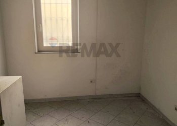 Stanza vuota - Locale Commerciale Via Provinciale per Riposto
 
80, Acireale - foto 6