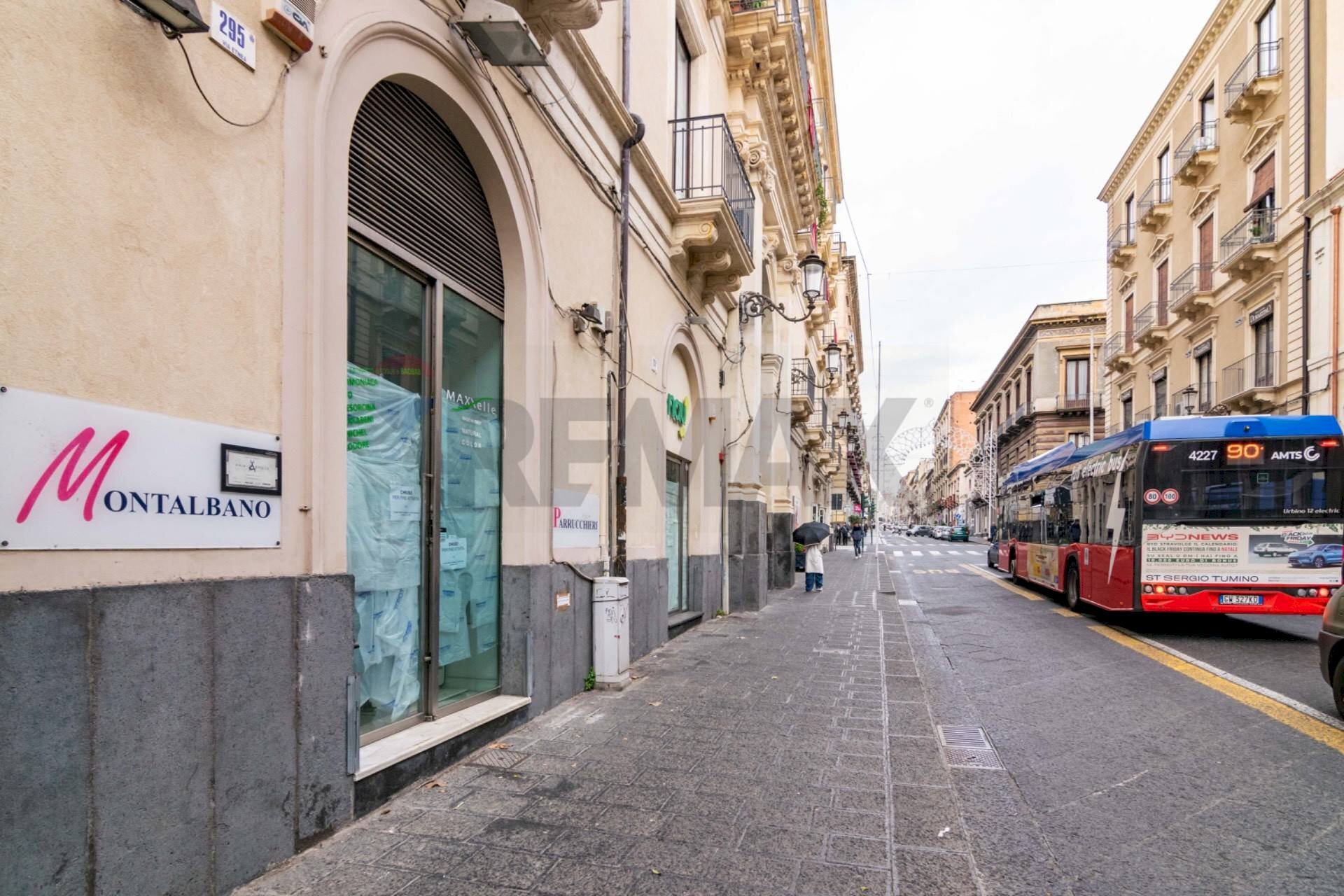 Edificio all\'aperto - Shop Via Etnea
 
295, Catania - photo 1