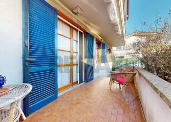 Balcone - Trilocale Via Don Lazzeri
 
21, Viareggio - foto 1