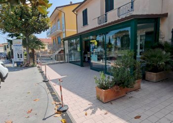 Edificio all\'aperto - Commercial Activity Recanati - photo 2