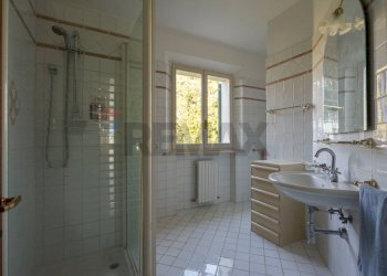 Bagno - Apartment Via Delle Ville
 
5, Falconara Marittima - photo 20