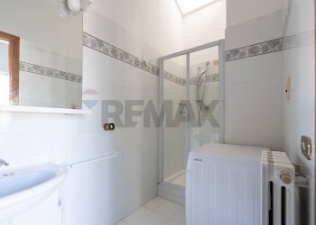 Bagno - Apartment Via Delle Ville
 
5, Falconara Marittima - photo 42