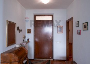 Hall / corridoio - Villa a Schiera via dei gelsomini
 
39, Montemarciano - foto 29