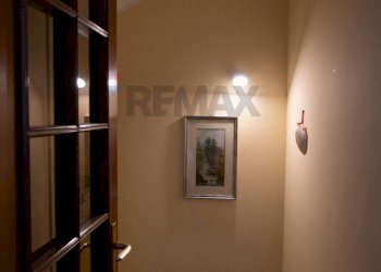 Hall / corridoio - Villa a Schiera via dei gelsomini
 
39, Montemarciano - foto 42