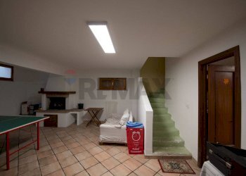 Soggiorno - Villa a Schiera via dei gelsomini
 
39, Montemarciano - foto 61