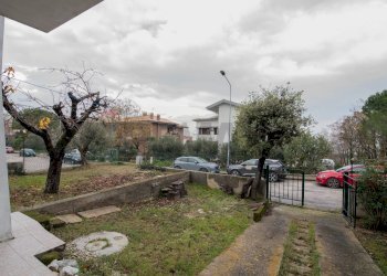 Giardino - Villa a Schiera via dei gelsomini
 
39, Montemarciano - foto 70