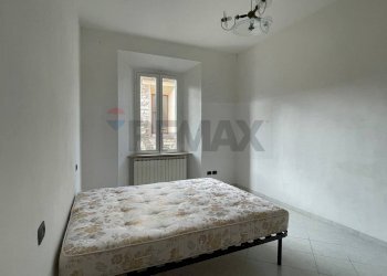 Camera / camera da letto - Quadrilocale Corso Mazzini
 
14, Arcevia - foto 16