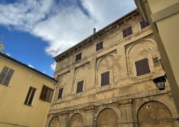 Edificio all\'aperto - Quadrilocale Corso Mazzini
 
14, Arcevia - foto 33