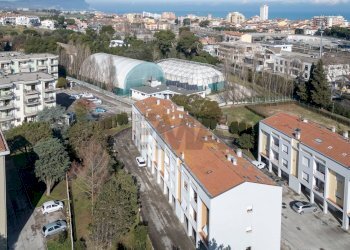 Edificio all\'aperto - Quadrilocale via gigli
 
27-29, Porto Recanati - foto 6
