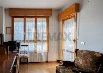 Sala da pranzo - Quadrilocale via gigli
 
27-29, Porto Recanati - foto 9