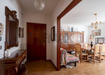 Sala da pranzo - Quadrilocale via gigli
 
27-29, Porto Recanati - foto 11