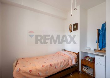 Camera / camera da letto - Quadrilocale via gigli
 
27-29, Porto Recanati - foto 23