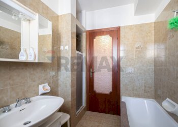 Bagno - Quadrilocale via gigli
 
27-29, Porto Recanati - foto 26
