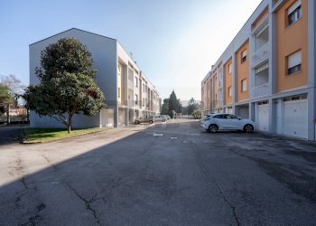 Edificio all\'aperto - Quadrilocale via gigli
 
27-29, Porto Recanati - foto 50