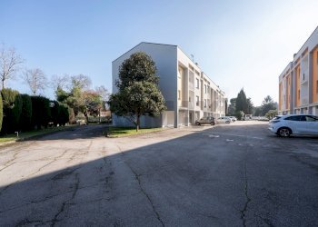 Edificio all\'aperto - Quadrilocale via gigli
 
27-29, Porto Recanati - foto 51