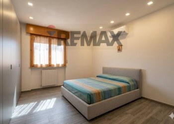 Camera / camera da letto - Quadrilocale via gigli
 
27-29, Porto Recanati - foto 57