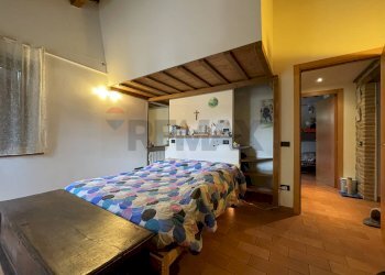 Camera / camera da letto - Casa semi indipendente Frazione Castiglioni Via Moscatelli
 
80/b, Arcevia - foto 29