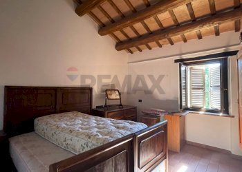 Camera / camera da letto - Casa semi indipendente Frazione Castiglioni Via Moscatelli
 
80/b, Arcevia - foto 32