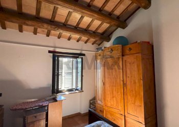 Camera / camera da letto - Casa semi indipendente Frazione Castiglioni Via Moscatelli
 
80/b, Arcevia - foto 34