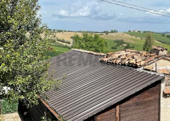 Balcone - Casa semi indipendente Frazione Castiglioni Via Moscatelli
 
80/b, Arcevia - foto 41