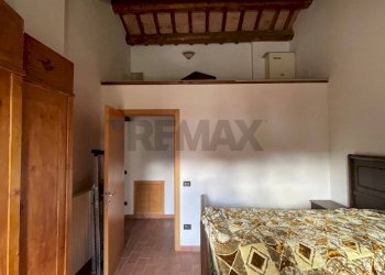 Sala da pranzo - Semi-detached house Frazione Castiglioni Via Moscatelli
 
80/b, Arcevia - photo 35