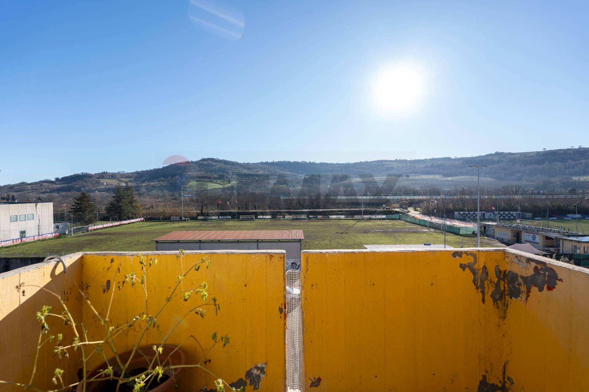 Balcone - Three-room apartment via Dante Alighieri
 
24, Castelplanio - photo 2