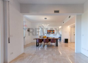 Sala da pranzo - Appartamento Via Raffaello Sanzio
 
52, Jesi - foto 7