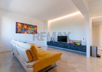 Soggiorno - Appartamento Via Raffaello Sanzio
 
52, Jesi - foto 9